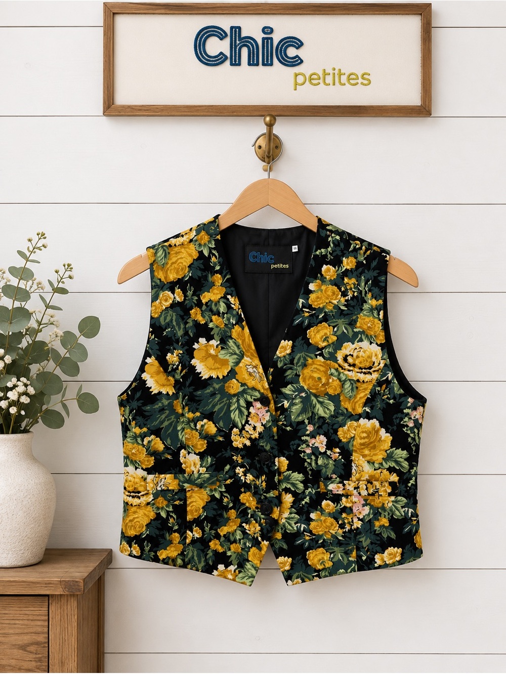 CHIC PETITES - VINTAGE Floral Buttoned Vest - Size 10